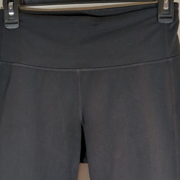 Athleta Black Capris Leggings Size Small - Picture 3 of 7
